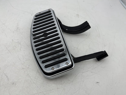 1999 - 2006 Harley-Davidson Touring CVO Screamin Eagle Road King Left Right Driver Floorboard Foot Rest 50621-79A