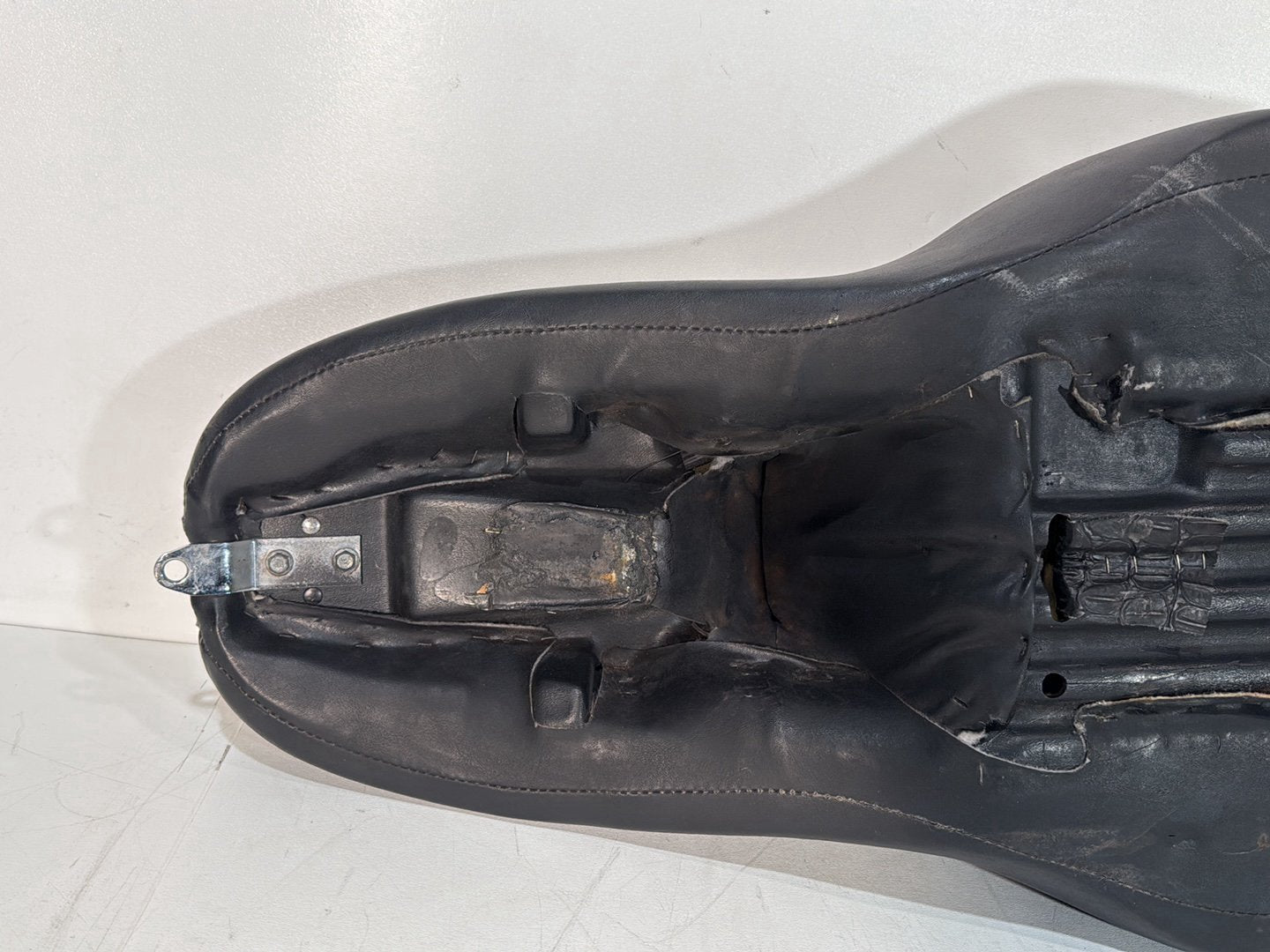 2007 - 2012 Harley-Davidson Touring Street Glide Passenger Rider Driver Seat Saddle