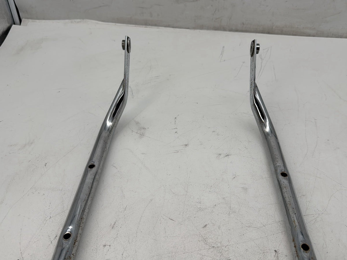 2006 Harley Touring FLHTCI Electra Glide Classic OEM Tour Pak Mount Top Tube Support Bar