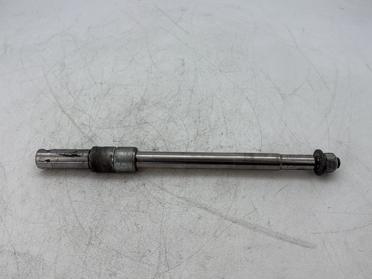 2000 Harley Dyna FXDWG Wide Glide OEM Front Wheel Axle Bolt Shaft