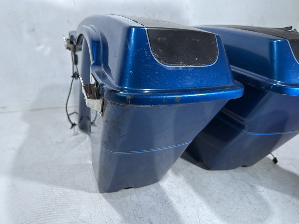 2006 Harley Electra Glide Touring Ultra FLHTCUI OEM Left Right Saddlebags Luggage NOKey