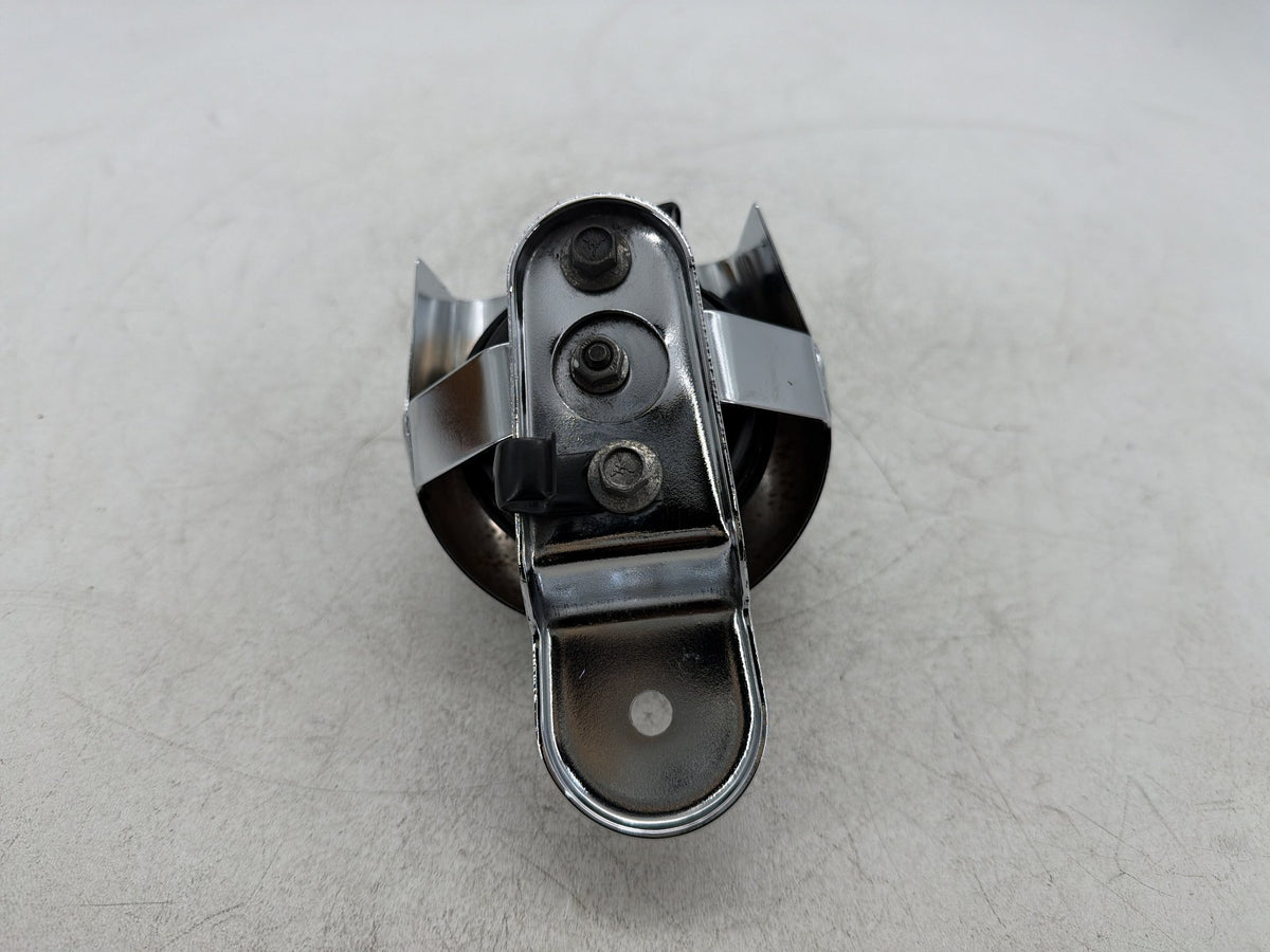 2011 Harley Electra Glide Touring Police OEM Horn Signal Klaxon Chrome Cover