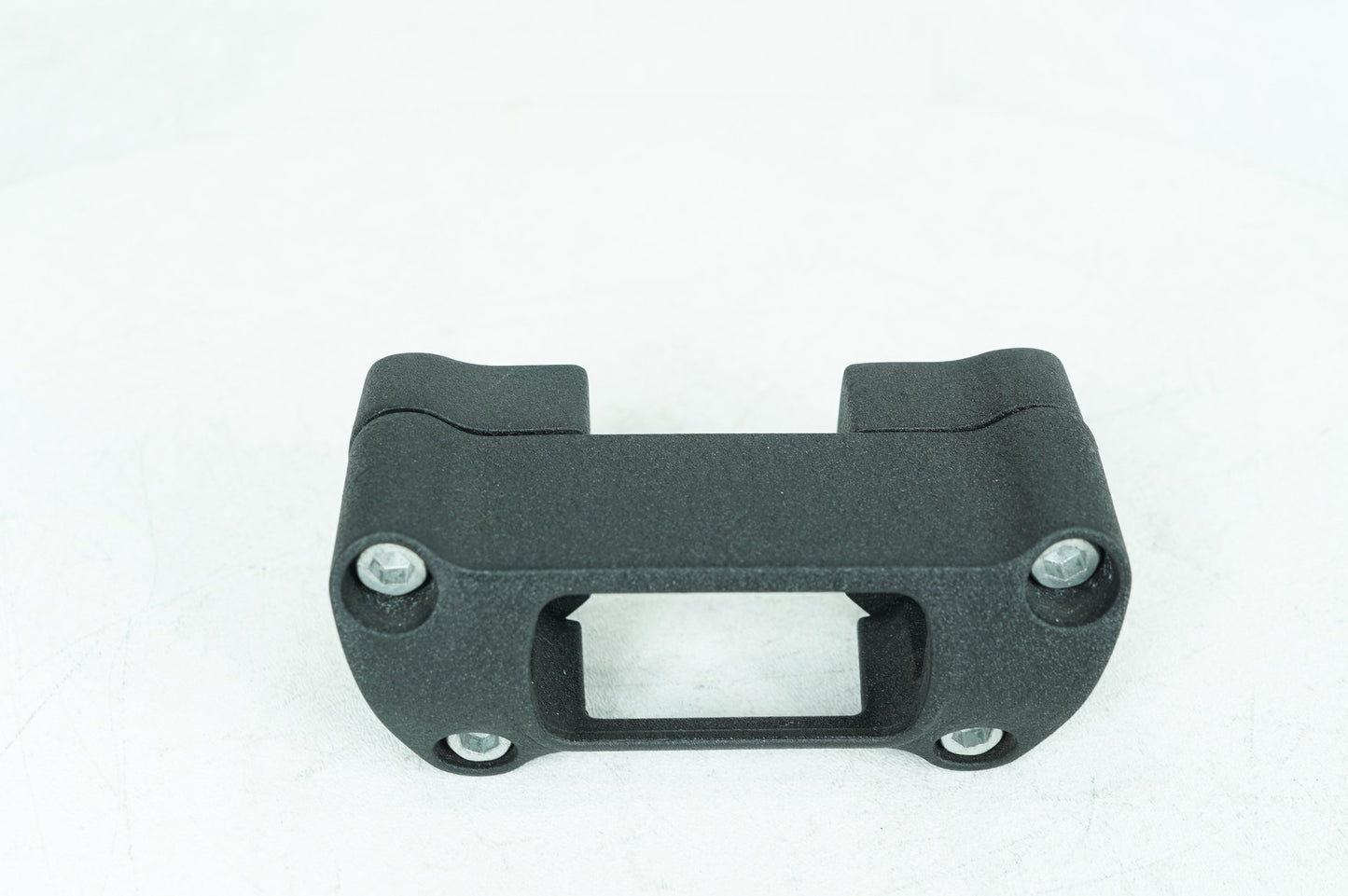 Harley-Davidson Misc  Front Handlebar Riser Top Clamp 55900290