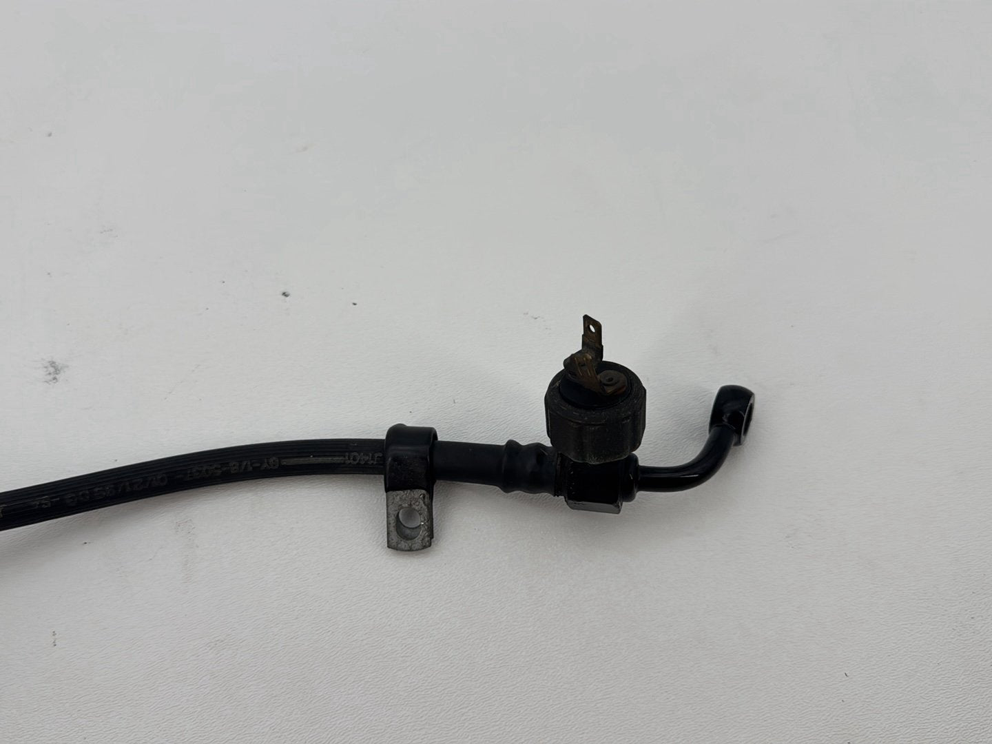 1999 - 2006 Harley-Davidson Dyna Wide Glide Rear Brake Hose Line Pipe 40956-90B