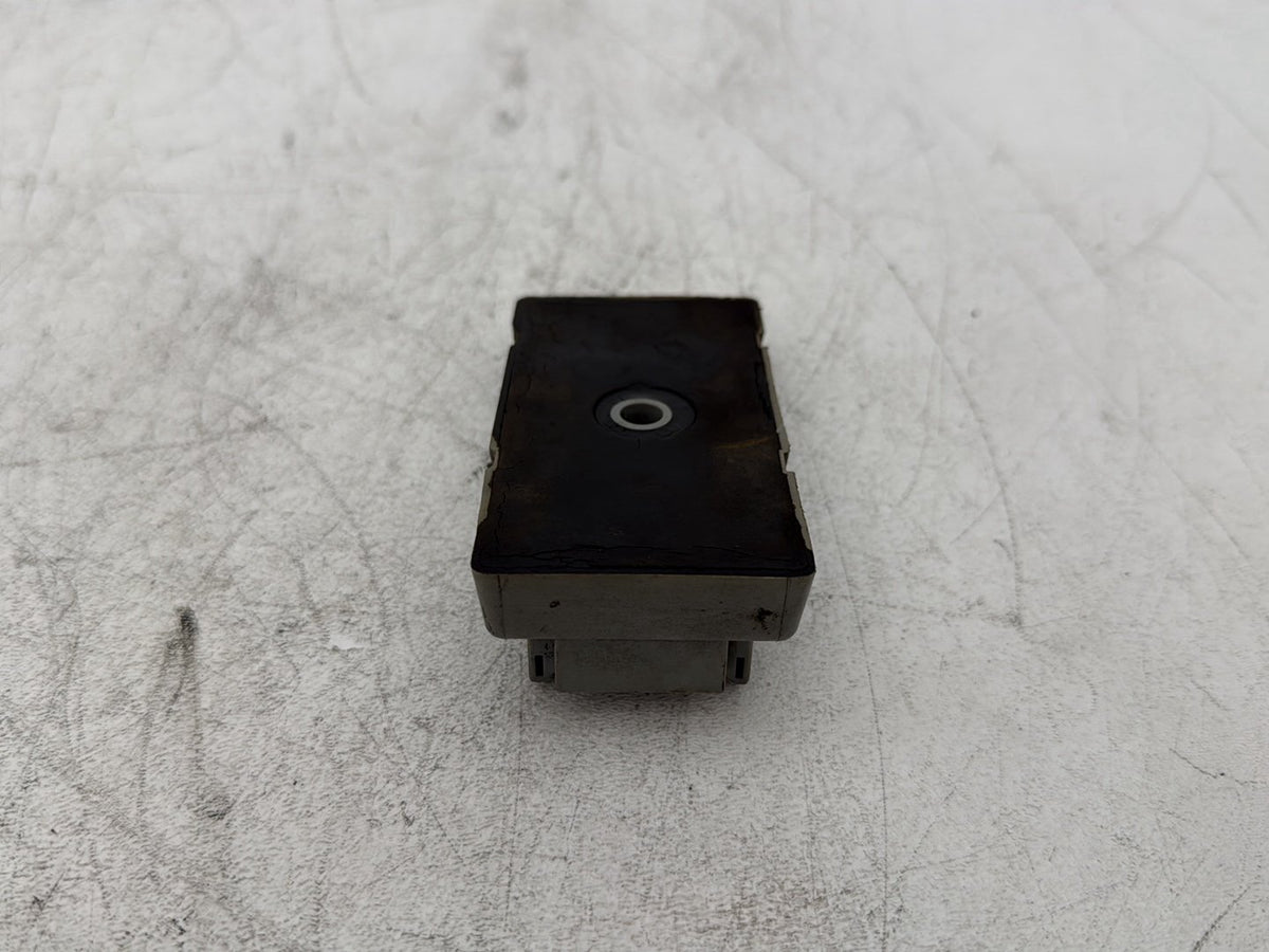 1998 Harley Softail Custom FXSTC OEM Turn Signal Computer Module TSM 68540-96