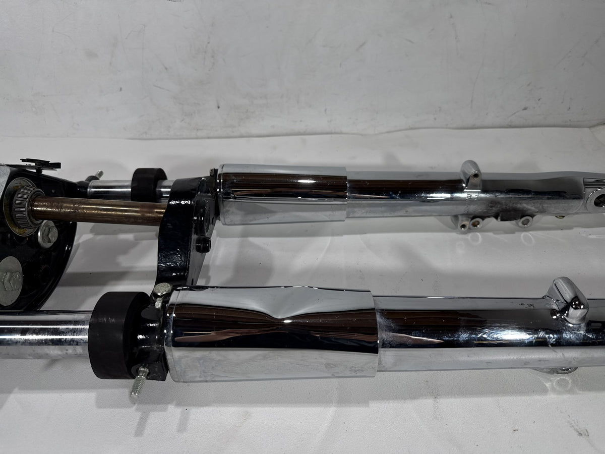 04 Harley Road King Touring OEM Front Triple Tree Set & LH RH Fork Legs Sliders