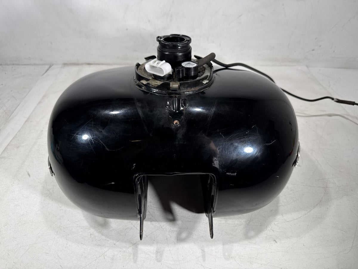 2013 Harley Street Glide Touring FLHX OEM Fuel Gas Tank Gasoline Reservoir