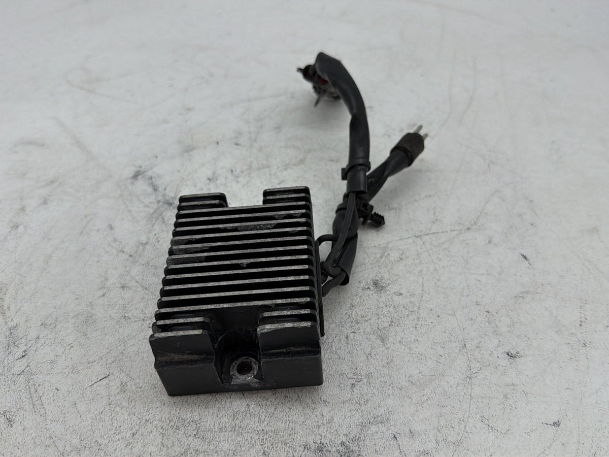 2006 Harley Sportster 1200 Custom XL1200C OEM Voltage Regulator Rectifier