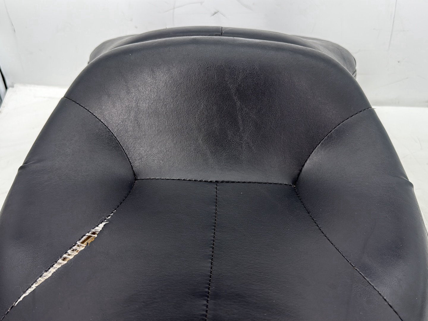 2006 Harley Electra Glide Touring Classic FLHTCI OEM Passenger Rider Driver Seat Saddle