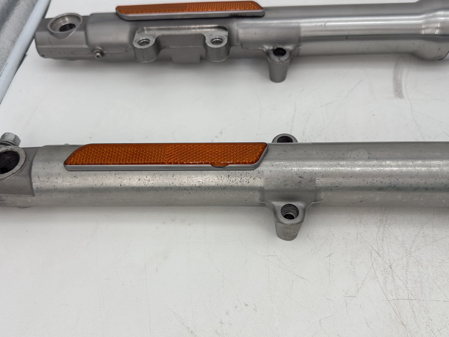 2006 Harley Sportster XL883C 883 Custom OEM Front Triple Tree Set & LH RH Fork Legs Sliders