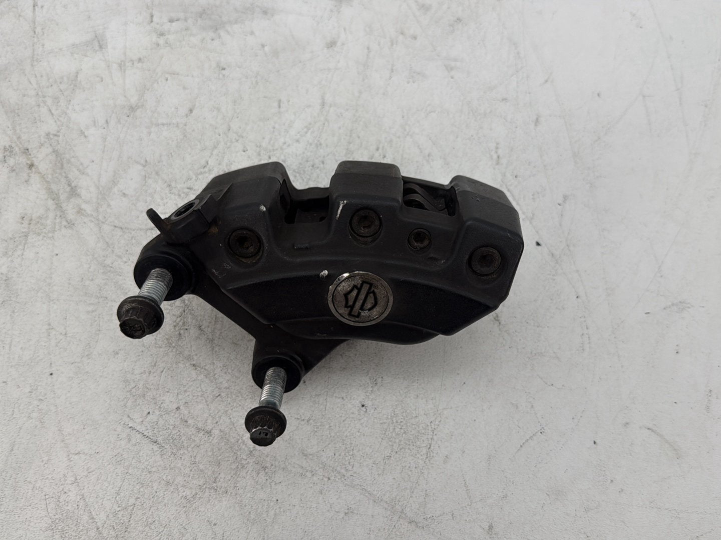 2018 Harley Electra Glide Touring Ultra FLHTCU OEM Front Left 1 Brake Caliper