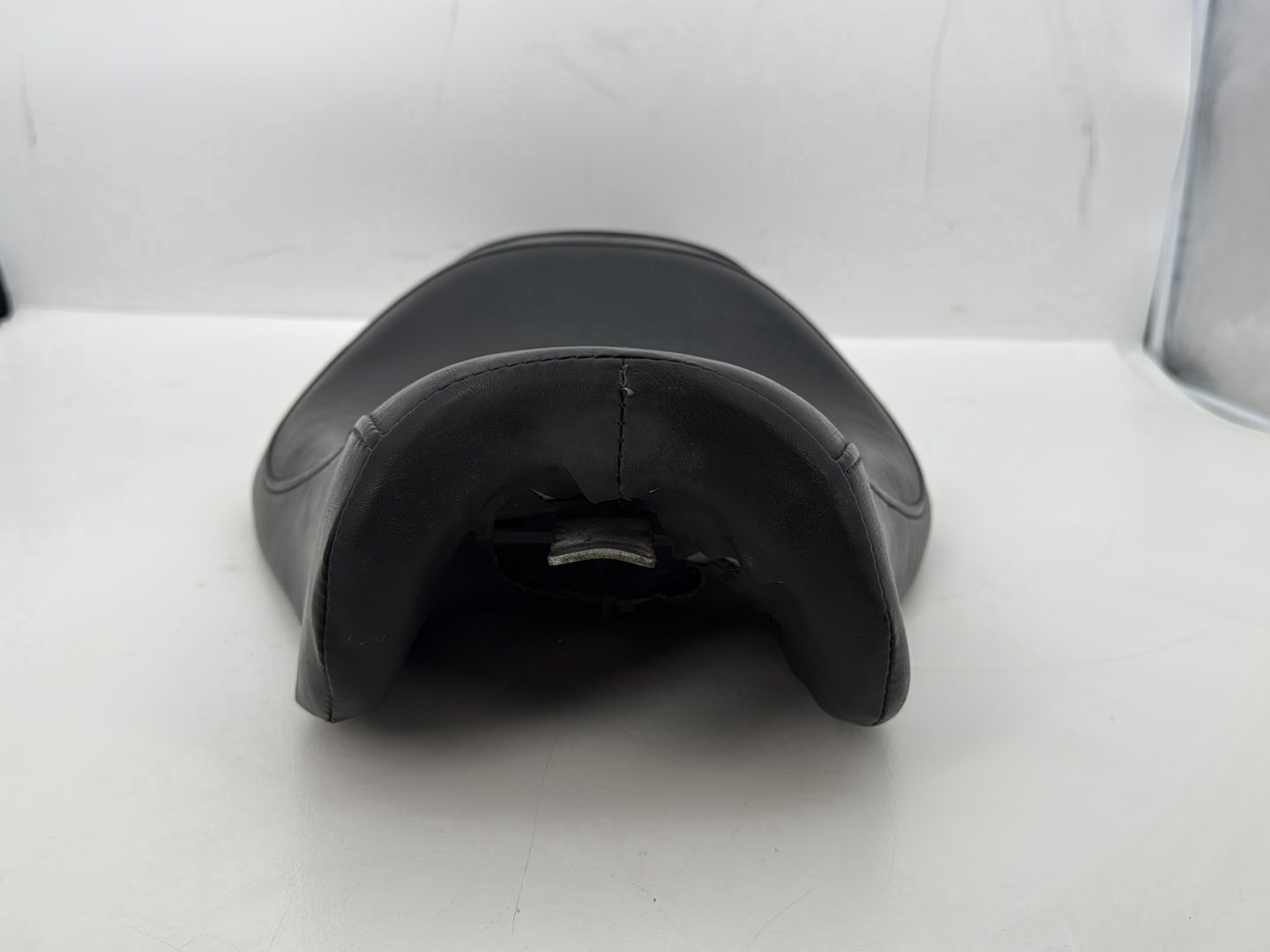 2009 Harley Sportster XL1200C 1200 Custom OEM Passenger Rider Driver Seat Saddle