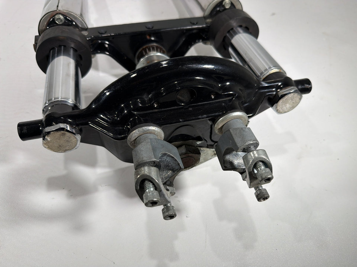 04 Harley Electra Touring Ultra Front Triple Tree Set & LH RH Fork Legs Sliders