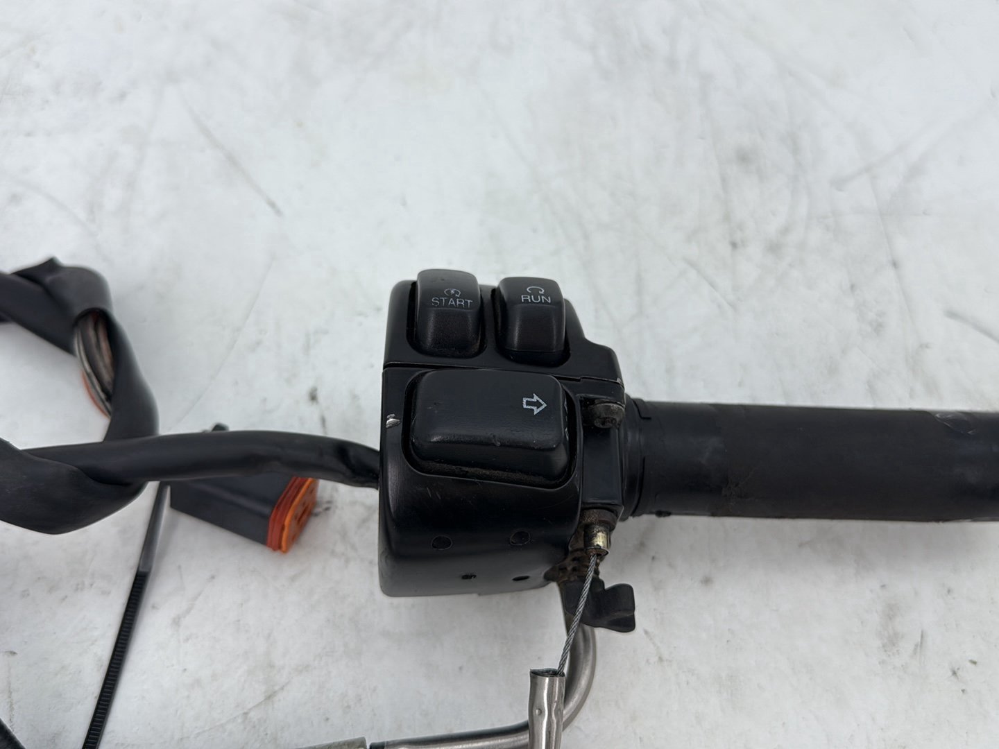 2002 Harley Heritage Softail Classic FLSTC OEM Right Engine Start Kill Switches Controls