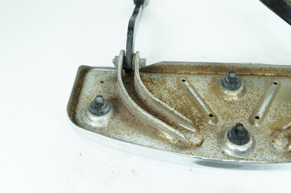 1999 - 2006 Harley-Davidson Touring Electra Glide Classic Left Right Driver & Pass Floorboard Foot Rest  	50621-79A