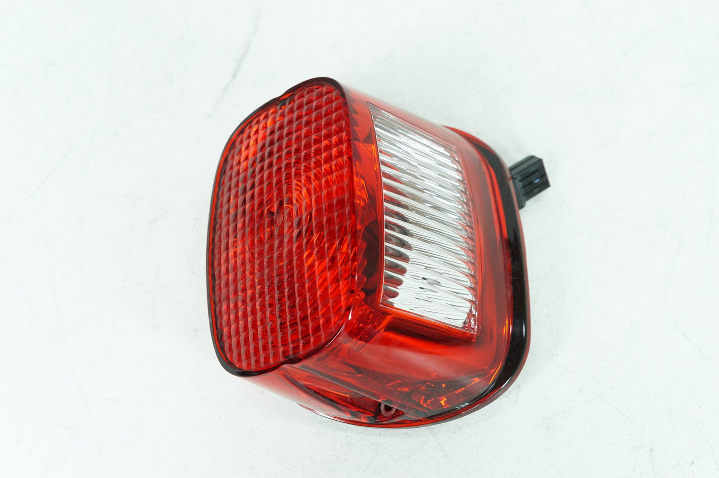 Harley-Davidson Misc  Rear Brake Taillight Tail Lamp 68066-99A