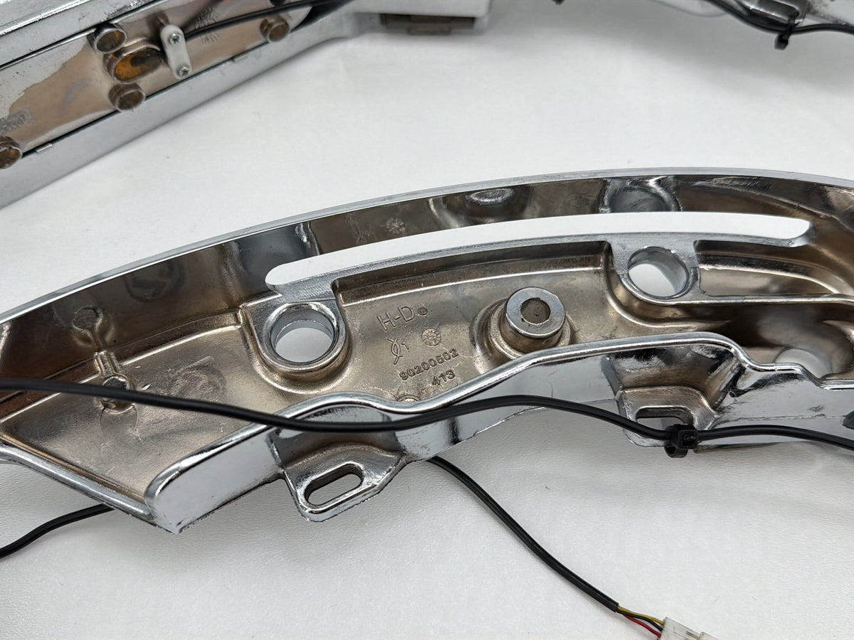 2014 Harley Electra Glide Touring Left Right Saddlebag Fender Struts Brackets
