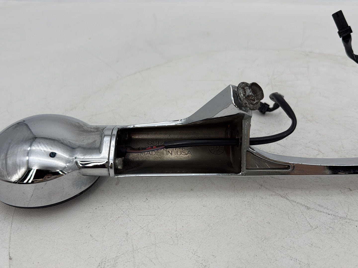 1999 - 2006 Harley-Davidson Touring Electra Glide Ultra Rear Left & Right Turn Signals 68510-74C