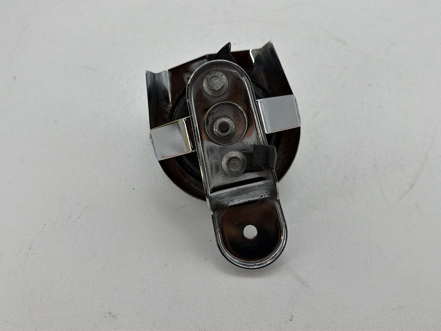 2011 Harley Heritage Softail Classic FLSTC OEM Horn Signal Klaxon Chrome Cover