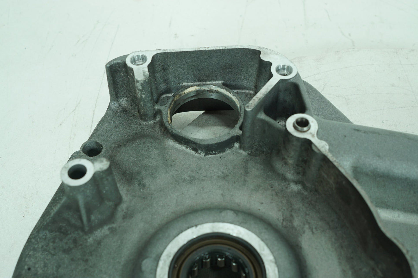 2011 Harley Touring SE2 CVO Street Glide Screamin OEM Inner Primary Clutch Cover