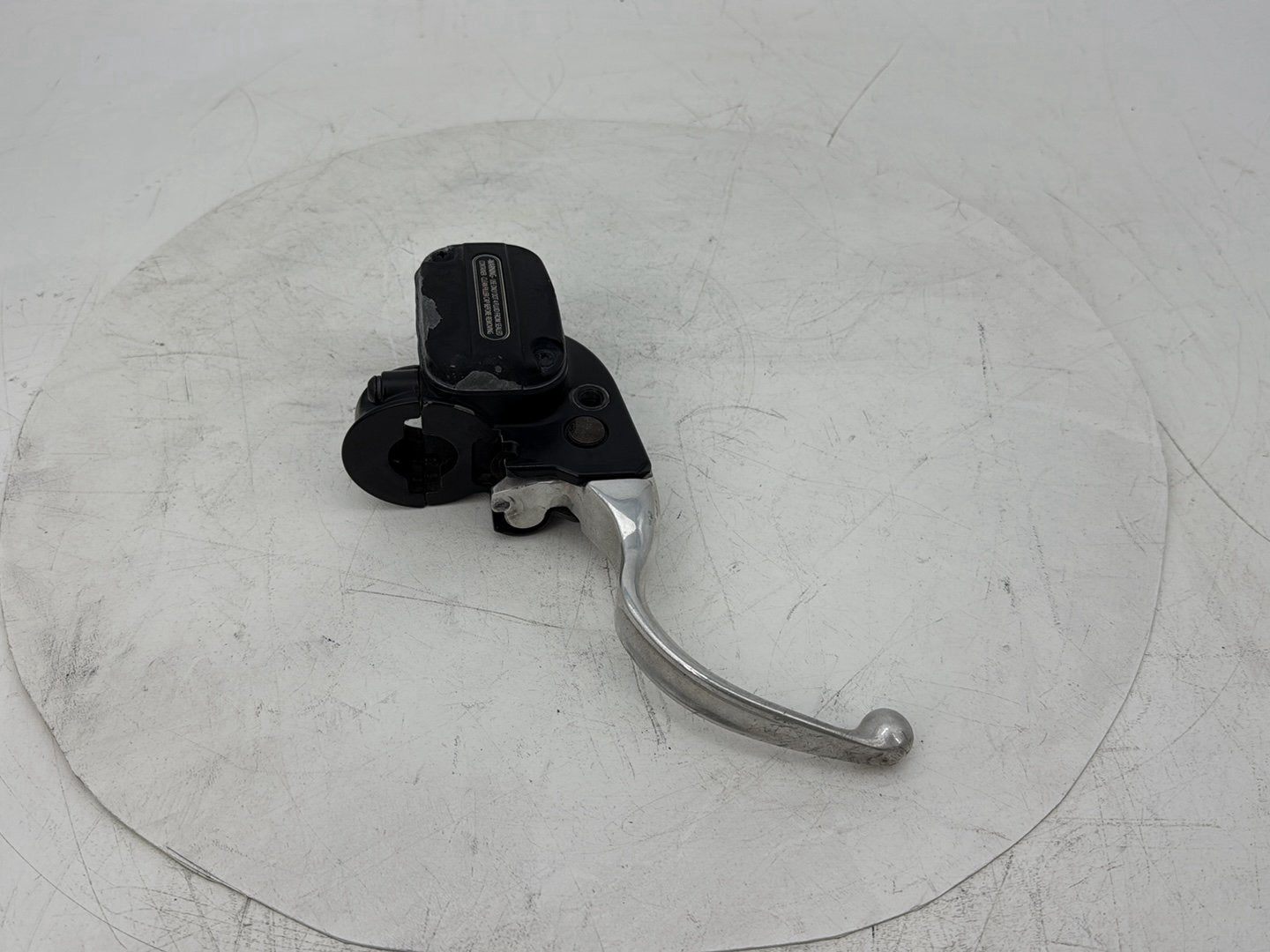 2008 Harley Electra Glide Touring Ultra FLHTCUI OEM Front Right Brake Lever Master Cylinder