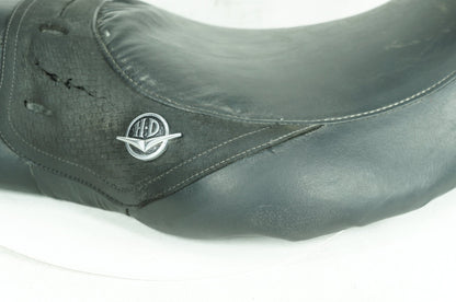 1999 - 2006 Harley-Davidson Touring Electra Glide Passenger Rider Driver Seat Saddle  	51704-05