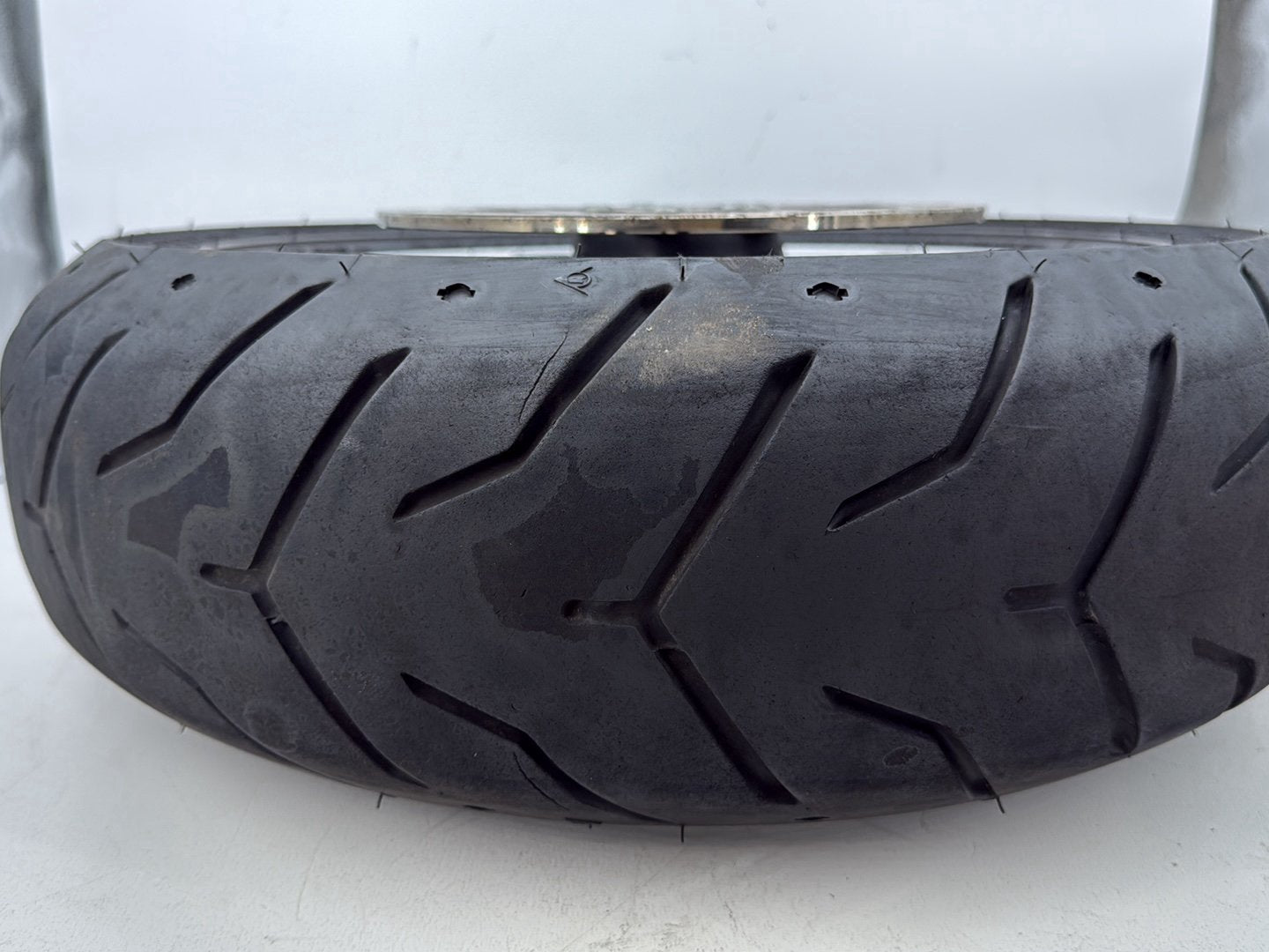 2019 - 2023 Harley-Davidson Touring Street Glide Rear Wheel Rim Tire 40900033