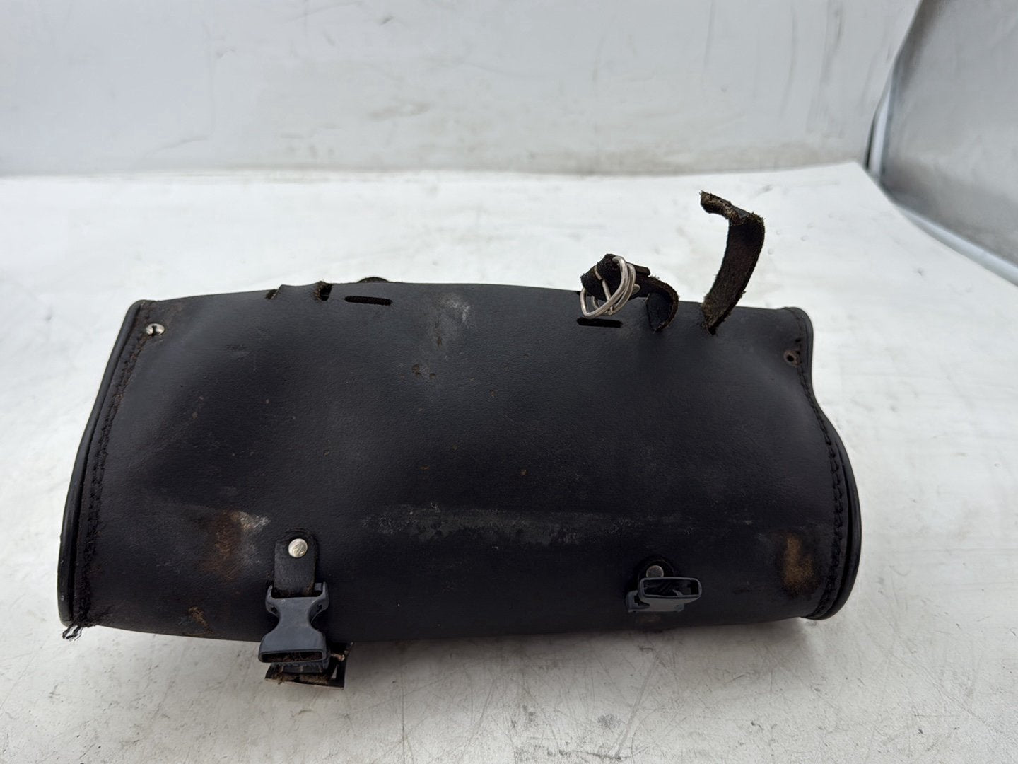2012 Harley Dyna FXDF Fat Bob OEM Front Onboard Tool Bag Leather Storage