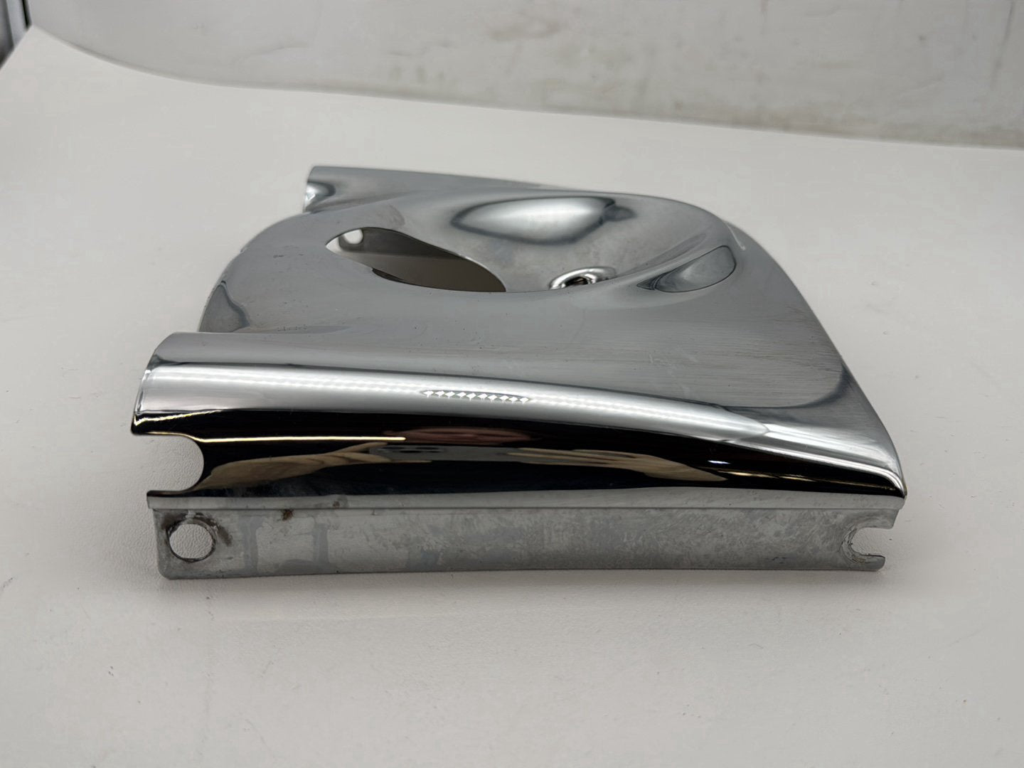 2008 Harley Softail Deluxe FLSTN OEM Front Upper Nacelle Headlight Cover Panel