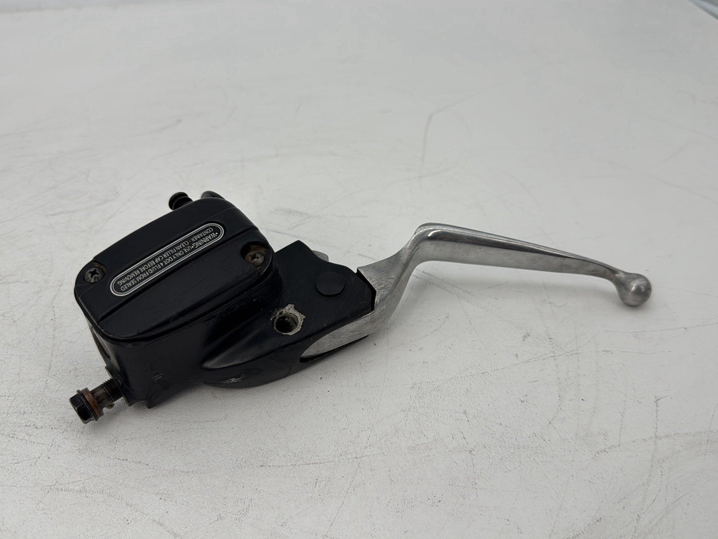 2008 - 2016 Harley-Davidson Touring Electra Glide Ultra Front Left Hand Clutch Lever Master Cylinder 36700056