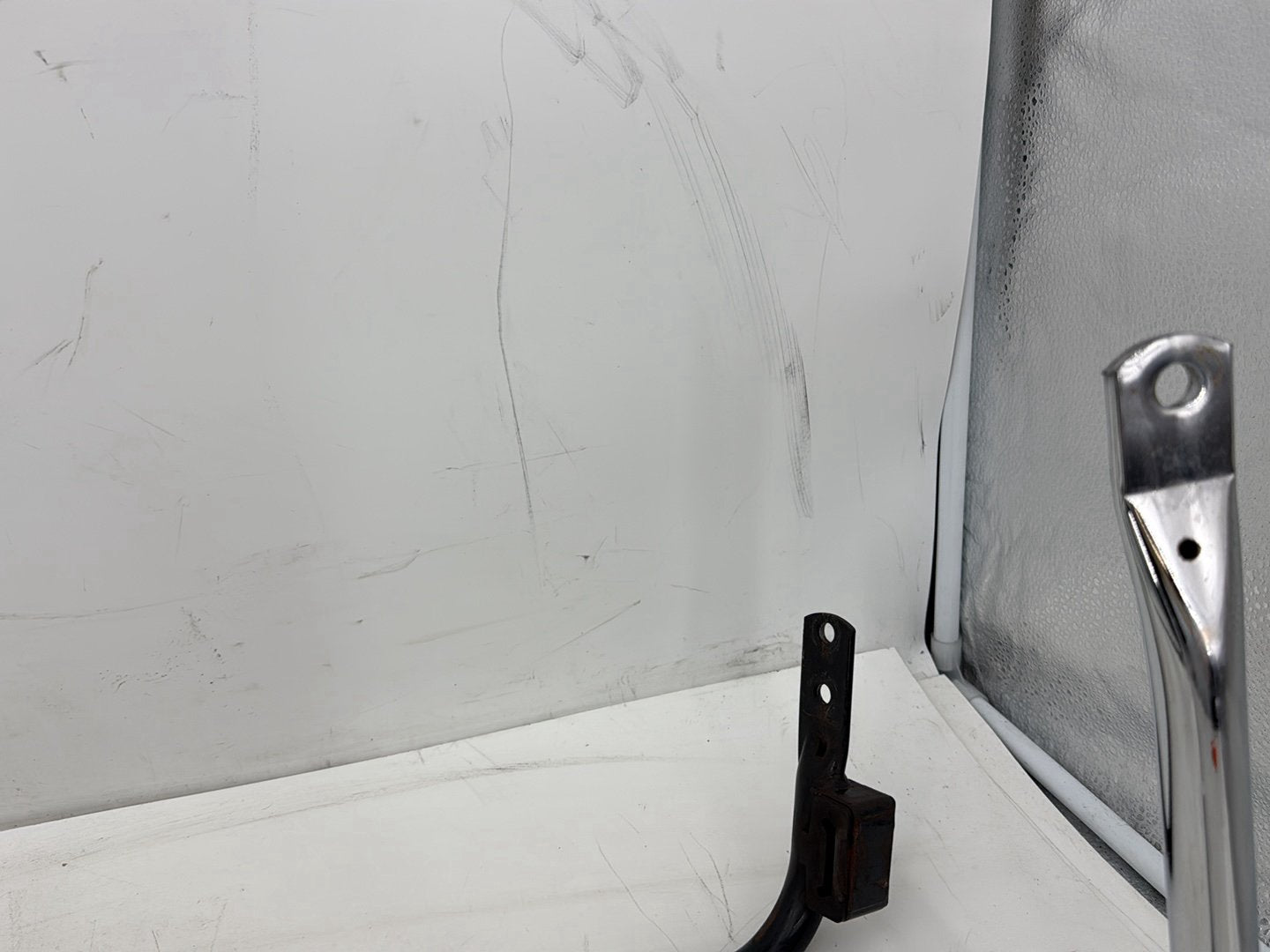2006 Harley Electra Glide Touring Classic FLHTCI OEM Rear Left Right Saddlebag Guard Rails Bar