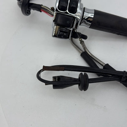 2007 - 2012 Harley-Davidson Touring Street Glide Right Engine Start Kill Switches Controls 71684-06