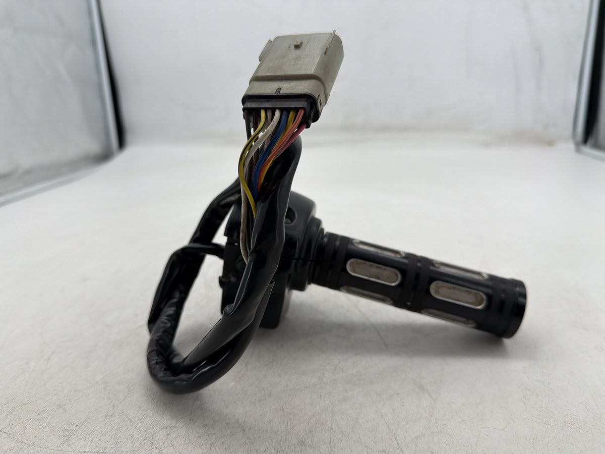 2011 Harley Street Glide FLHX-103 Left Turn Signal Headlight Switches Controls