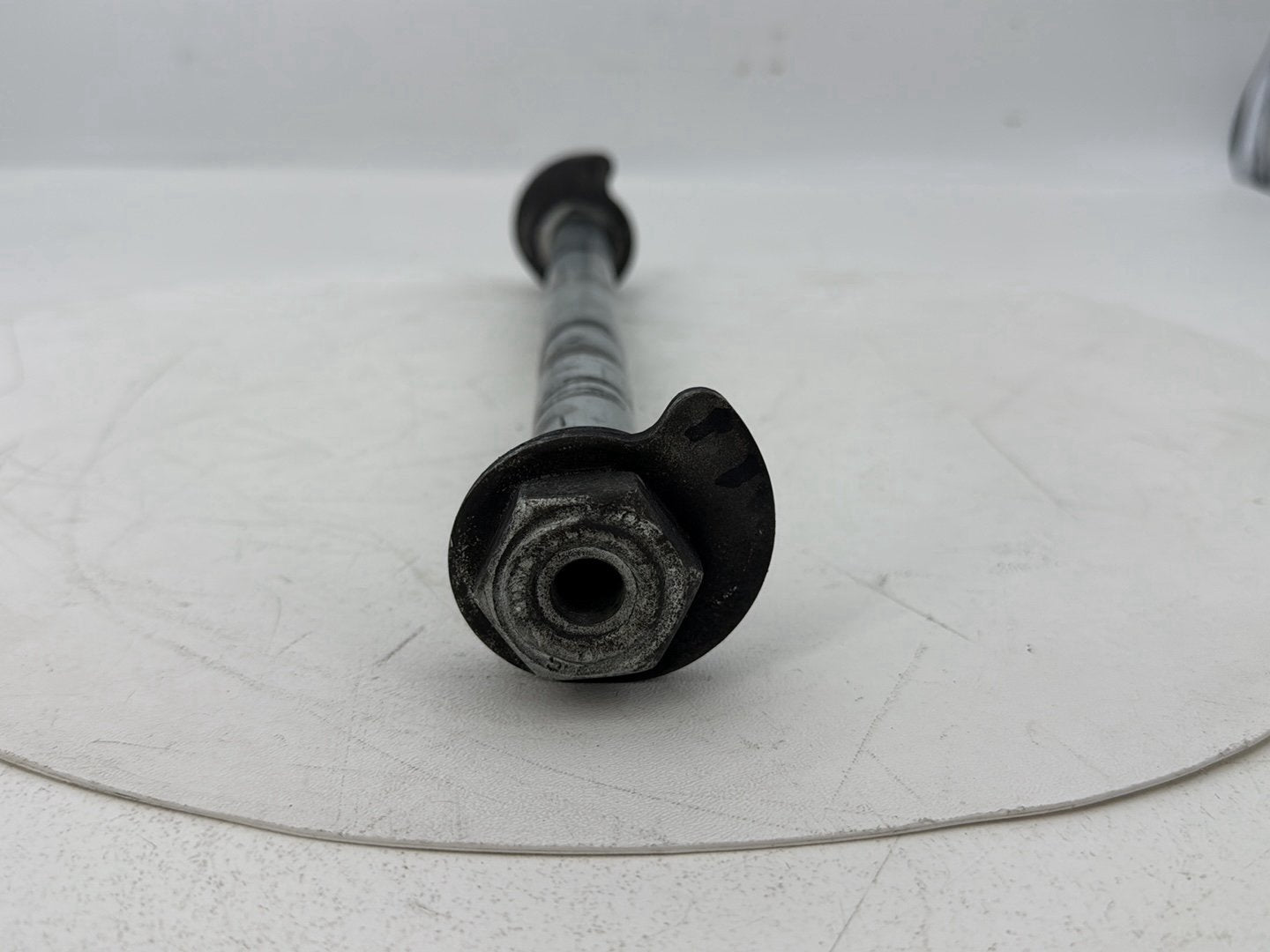 2019 - 2023 Harley-Davidson Touring Street Glide Rear Wheel Axle Bolt Shaft 43000002