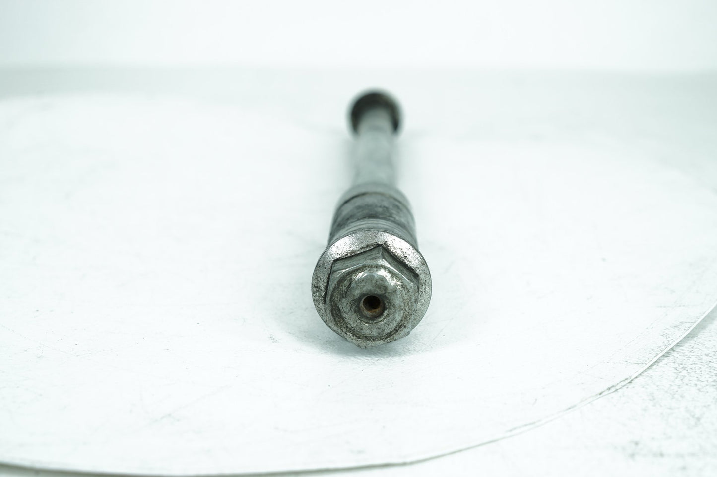 1984 - 1998 Harley-Davidson Touring Road King Classic Rear Wheel Axle Bolt Shaft 41110-79A