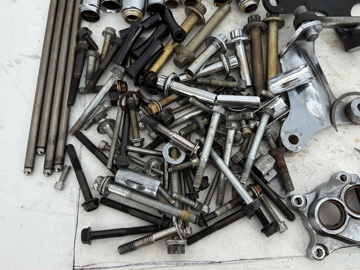 2015 Harley Electra Glide Touring OEM Twin Cam Engine Hardware Bolt Pushrods