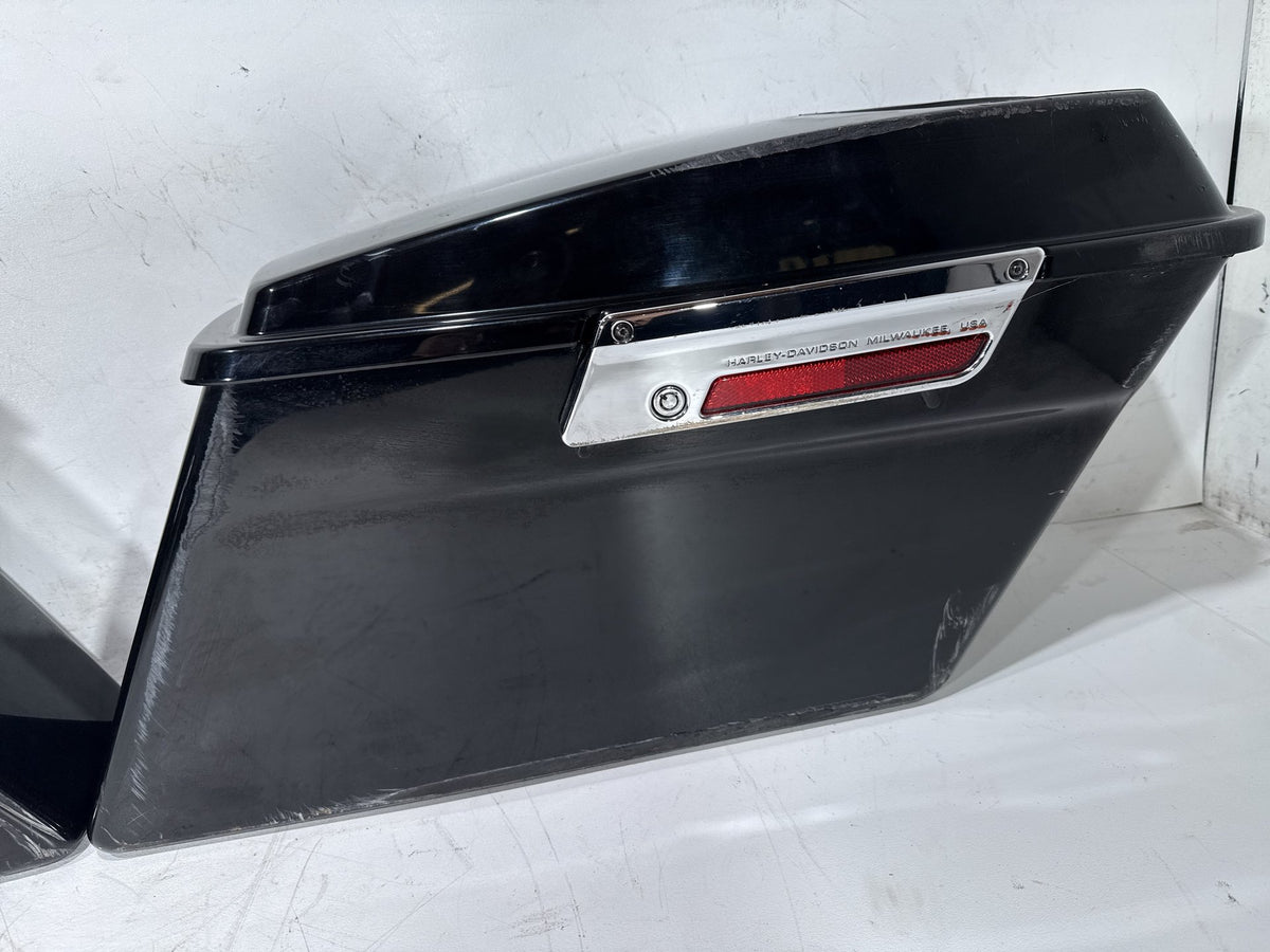 2006 Harley Road King Touring Custom OEM Left Right Saddlebags Luggage NOKey