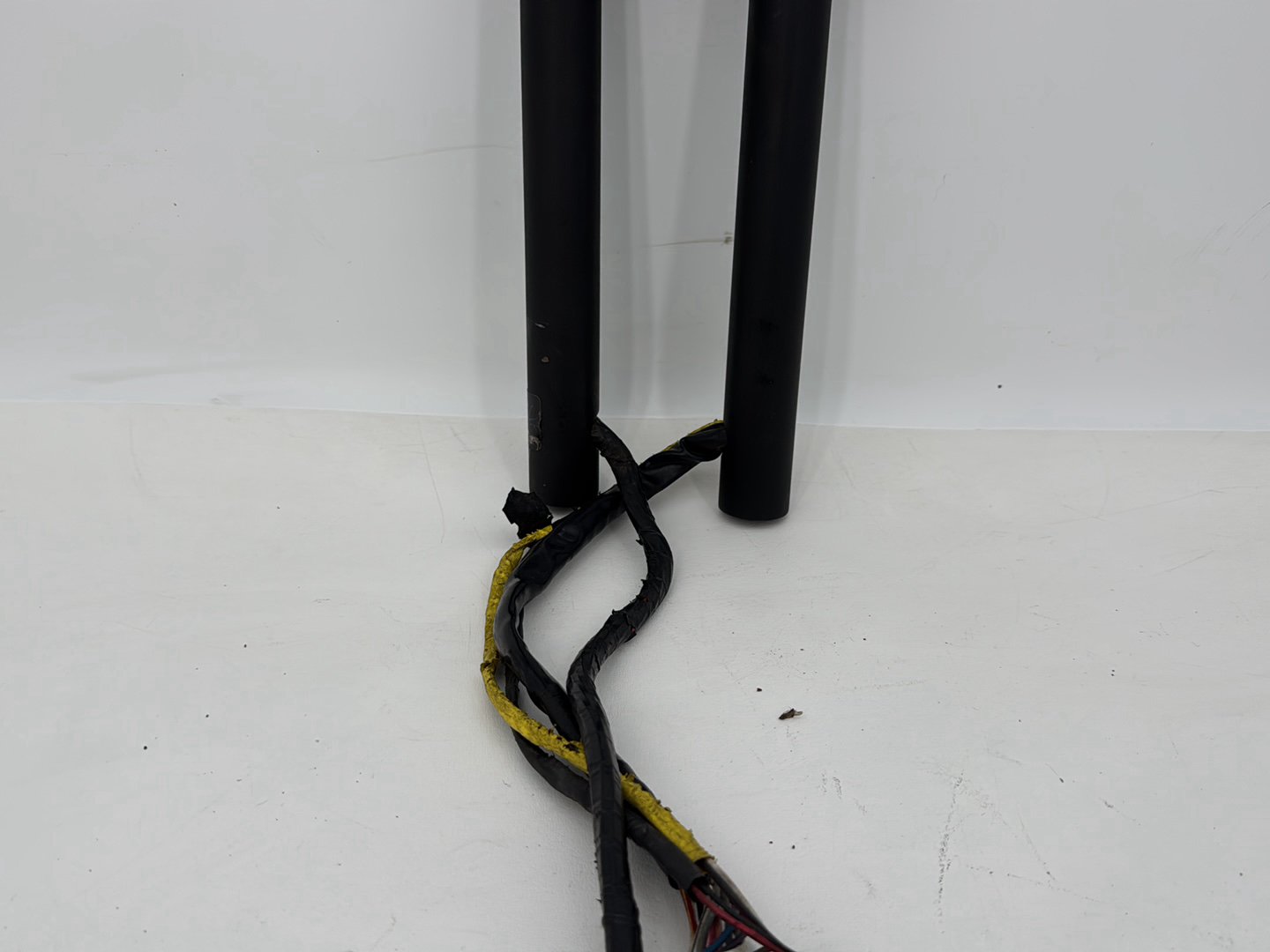 2007 - 2012 Harley-Davidson Touring Road Glide Handlebars Left Right Switches Controls 	71567-96