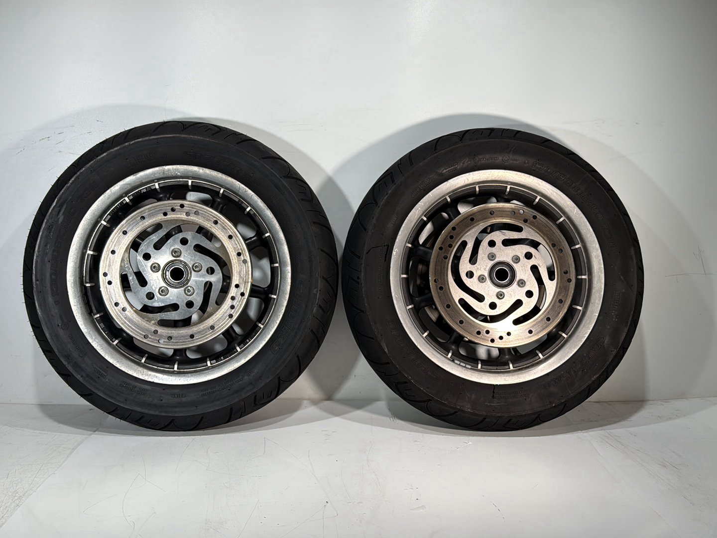 2007 Harley Touring FLHTCU Electra Glide Ultra OEM Front & Rear Wheel Rim Tire