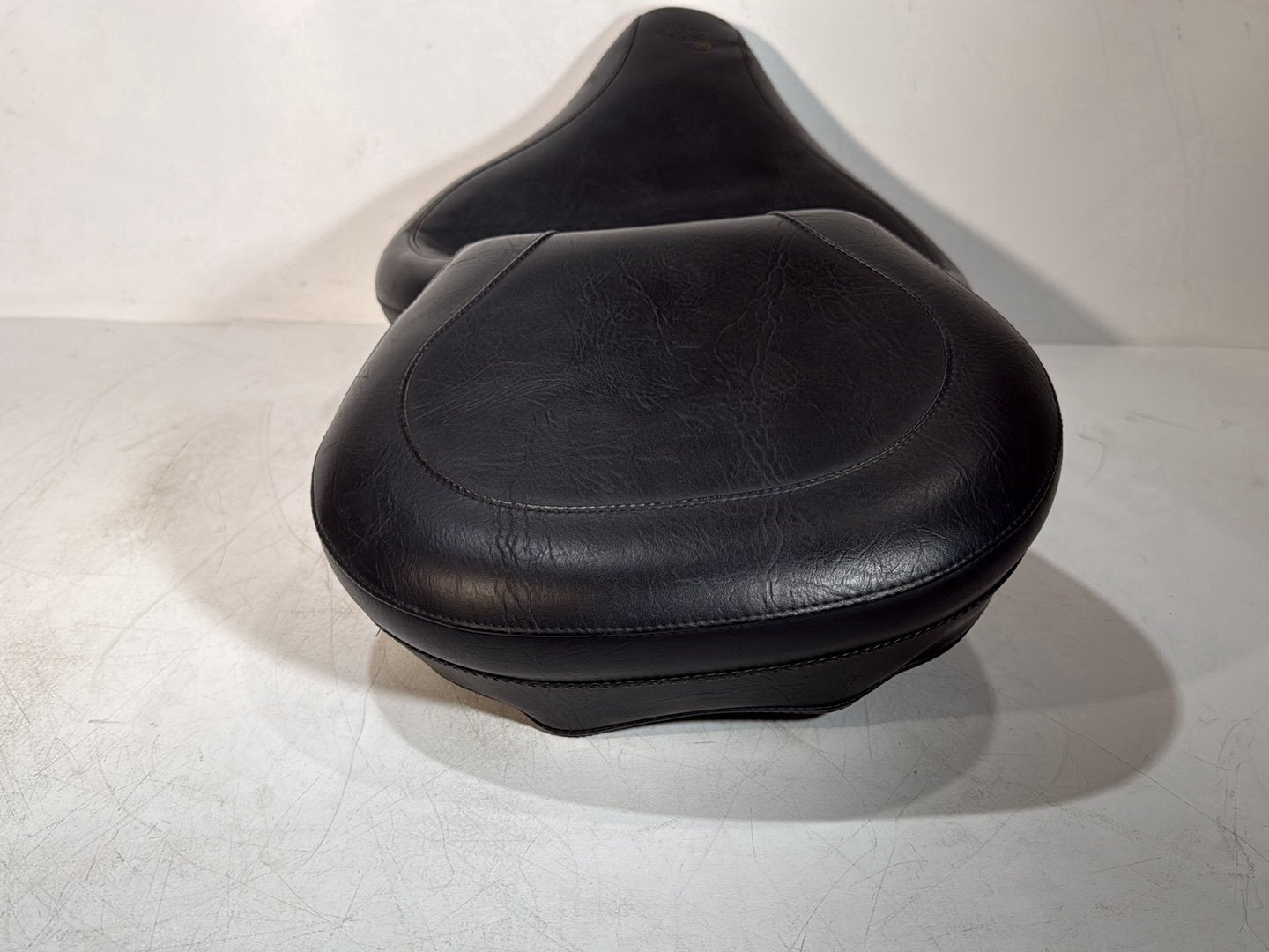 1986 - 1998 Harley-Davidson Softail Heritage Classic Passenger Rider Driver Seat Saddle MUSTANG