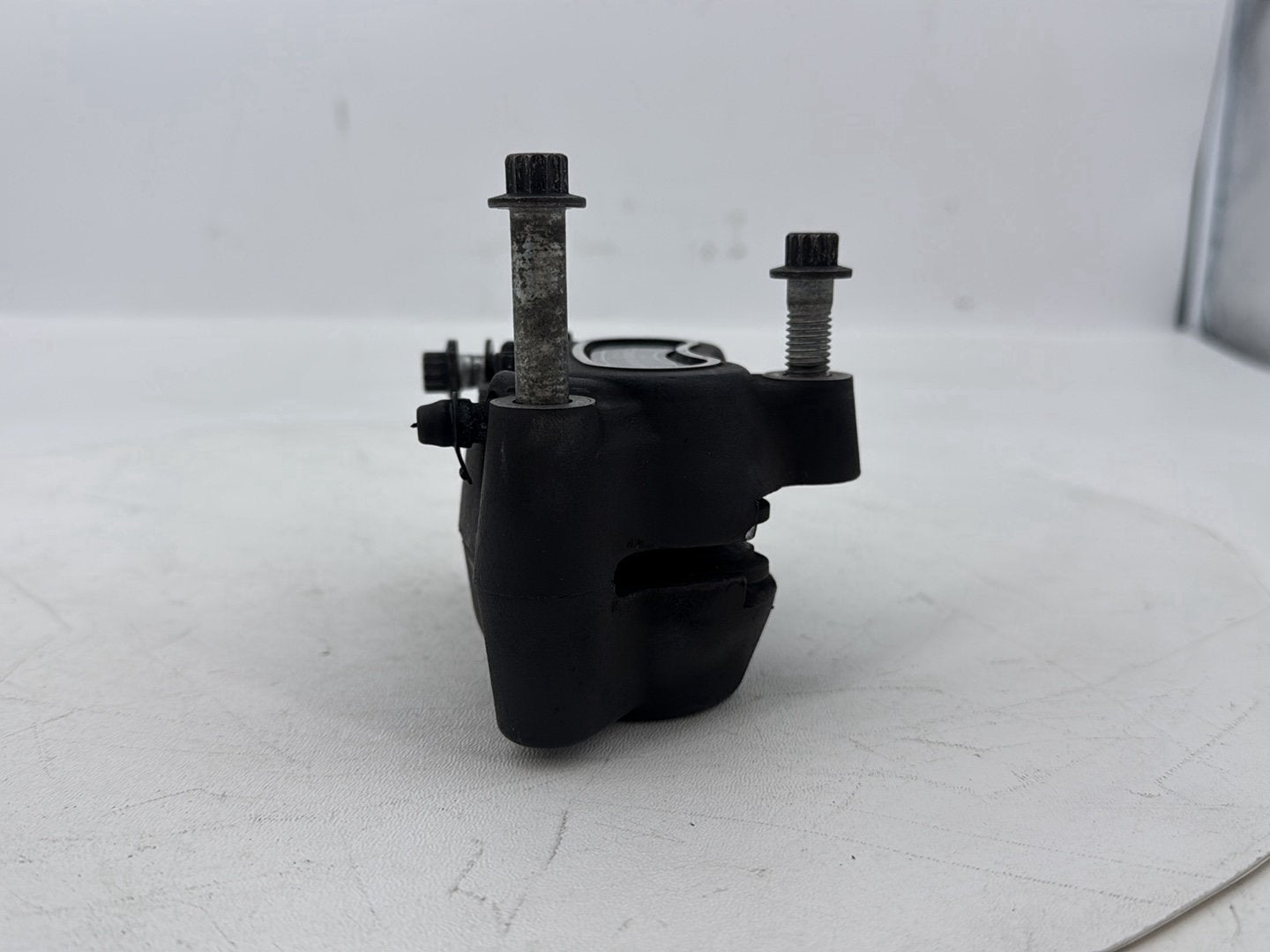2007 - 2012 Harley-Davidson Dyna Super Glide Front Left 1 Brake Caliper 44046-08