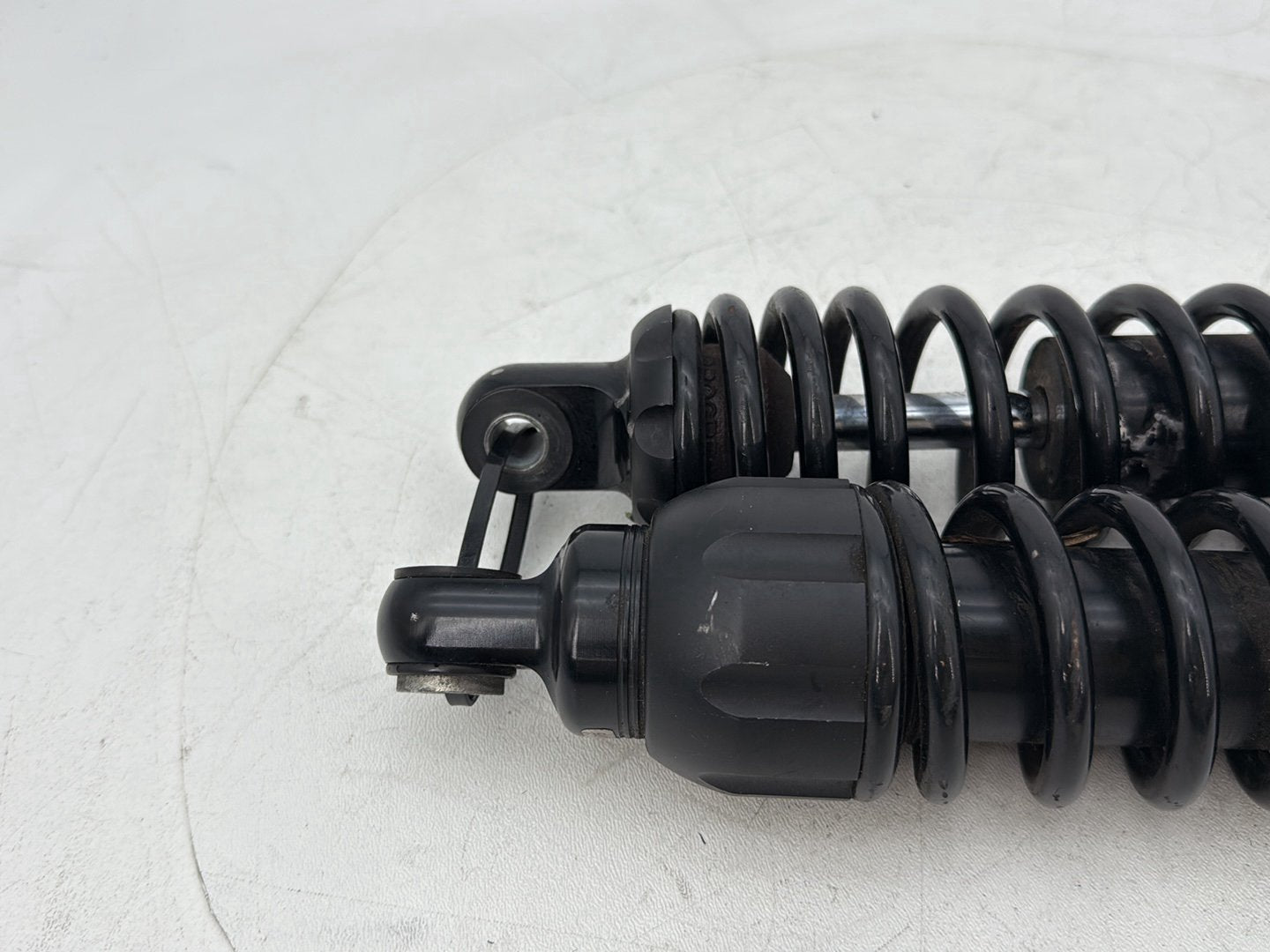 1999 - 2006 Harley-Davidson Touring Electra Glide Ultra Rear Left Right Shock Absorbers Progressive Suspension