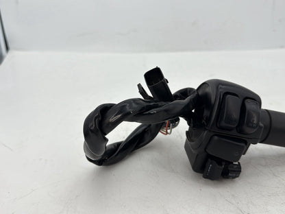 2008 Harley Touring FLHTCU Electra Glide Ultra OEM Right Engine Start Kill Switches Controls