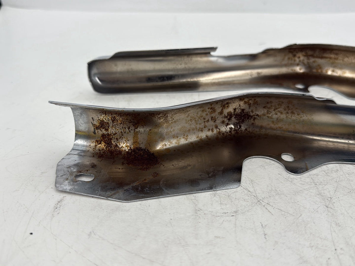 08 Harley Touring Electra Glide Ultra Left Right Saddlebag Fender Strut Brackets