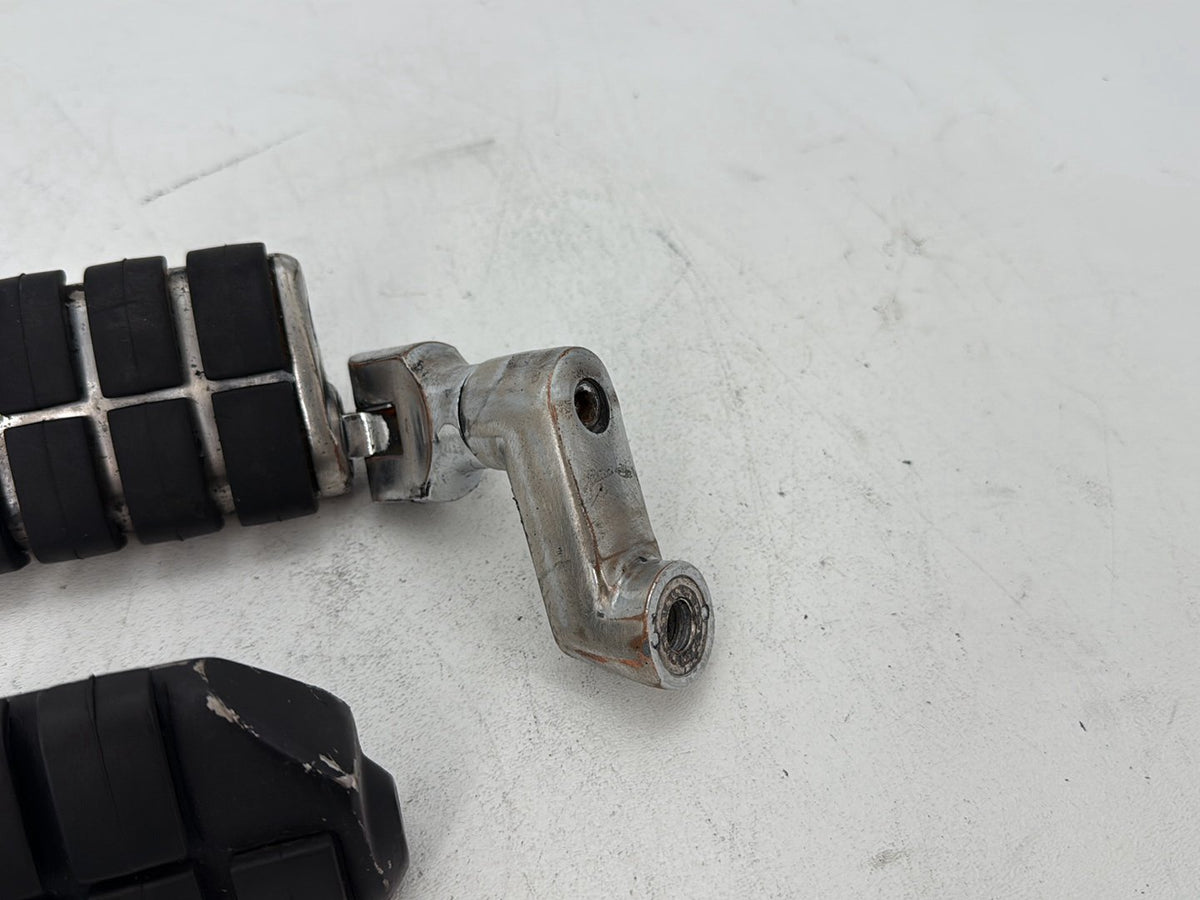 2007 Harley Street Glide Touring FLHX Front Right Left Highway Foot Pegs