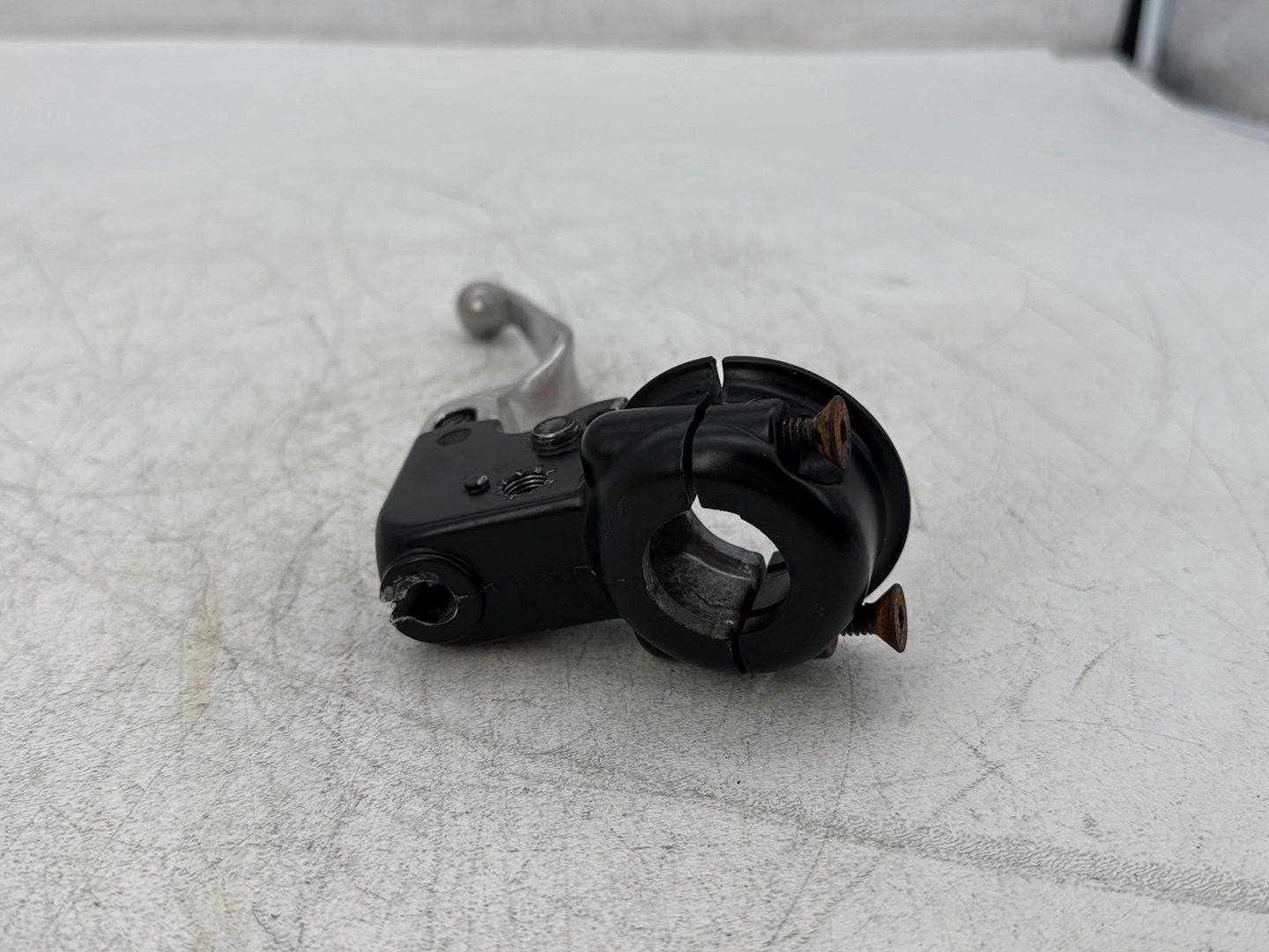 2005 Harley Electra Glide Touring Ultra FLHTCUI OEM Front Left Hand Clutch Control Lever