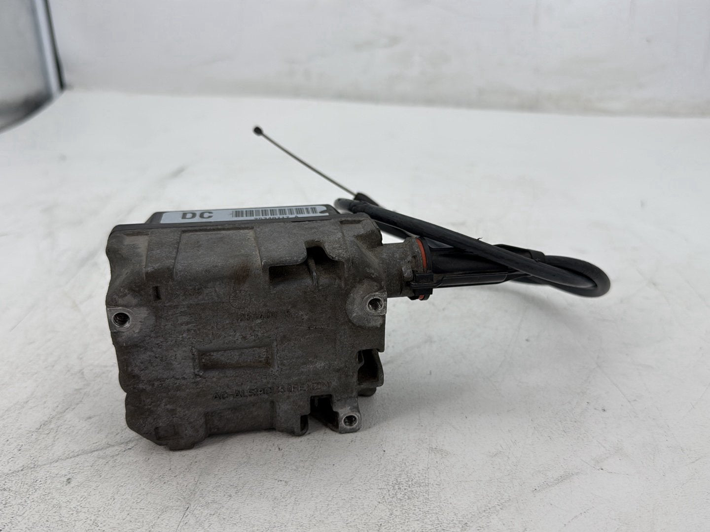 2003 Harley Electra Glide Touring Ultra FLHTCUI OEM Cruise Control Actuator Servo Motor