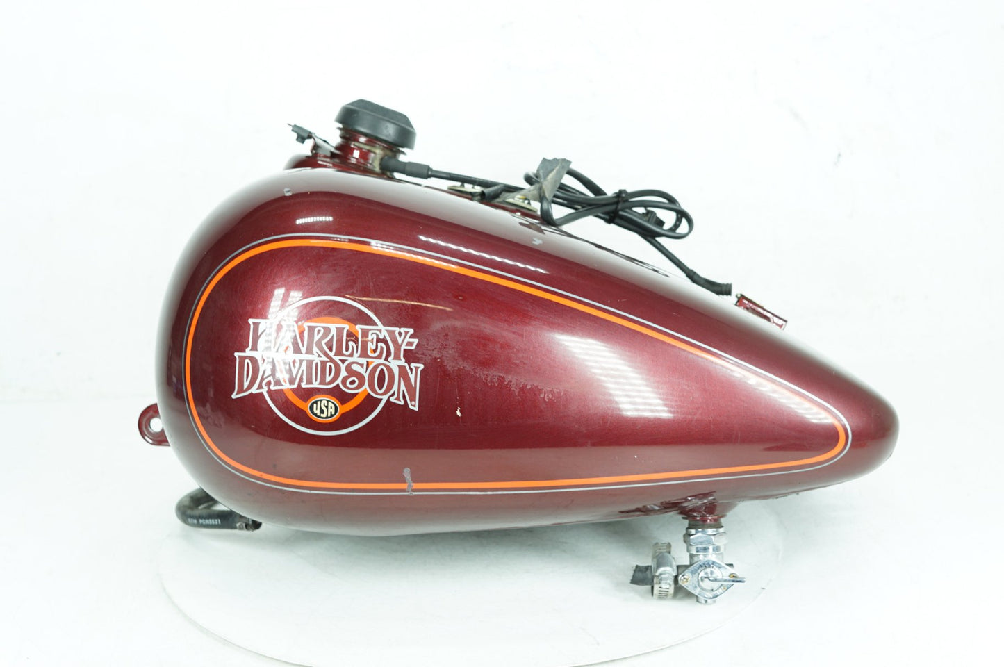1999 - 2006 Harley-Davidson Touring Electra Glide Fuel Gas Tank Gasoline Reservoir  	61227-98