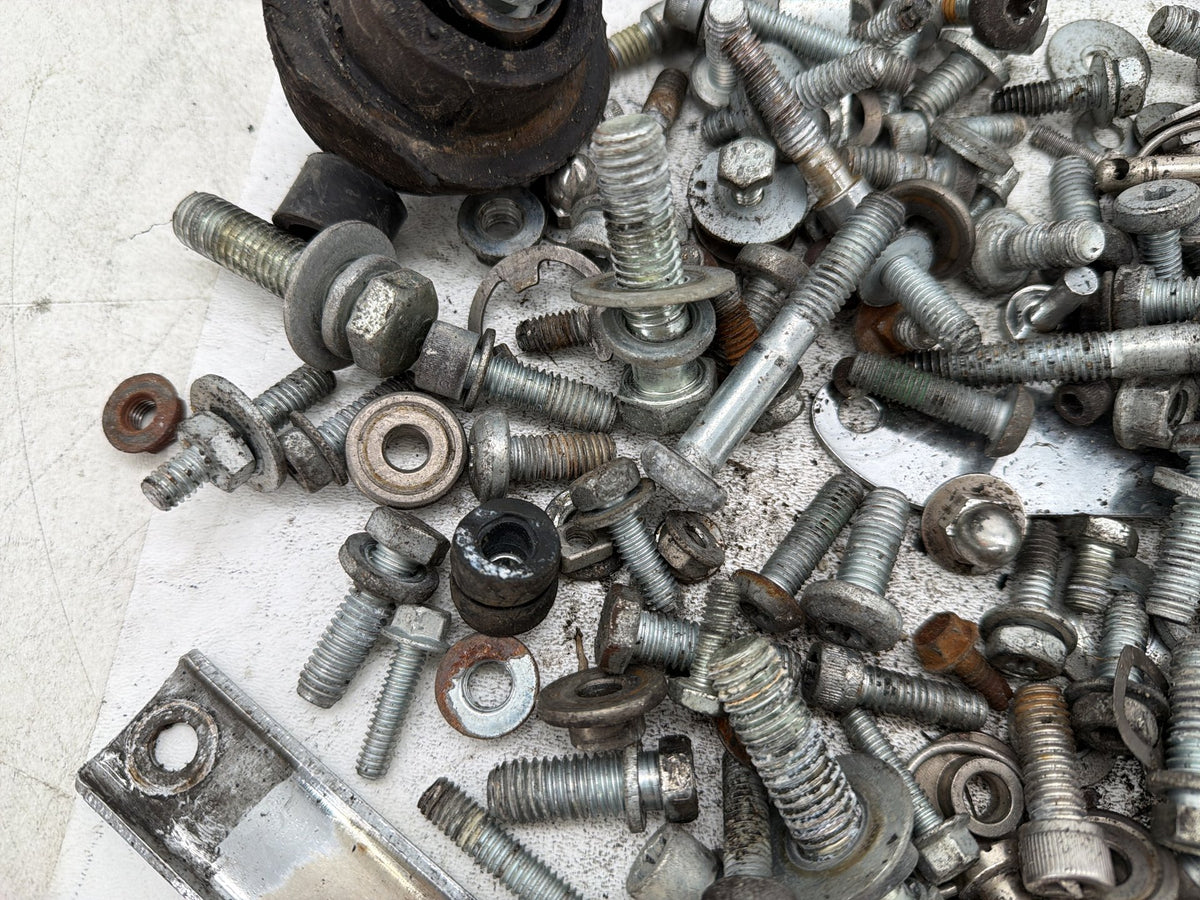 2015 Harley Electra Glide Touring Ultra OEM Hardware Bolts Nuts & Brackets