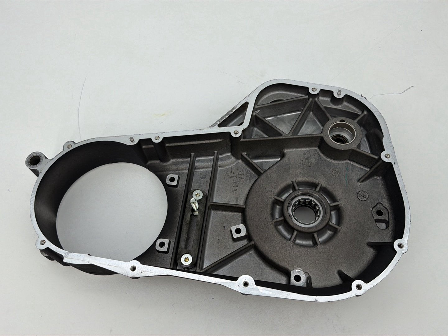 1999 - 2006 Harley-Davidson Touring Road King Inner Primary Clutch Cover 60677-01B